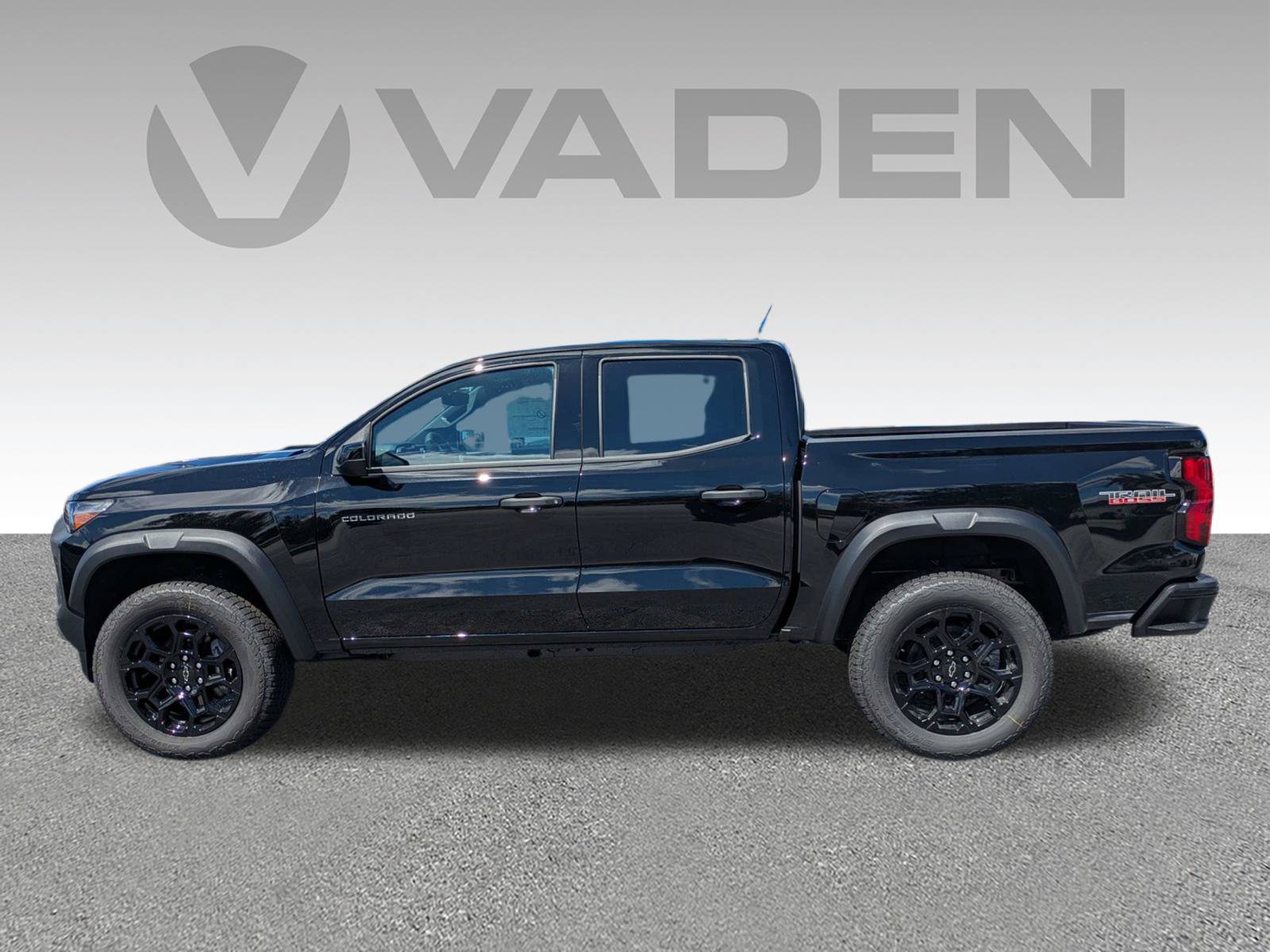 New 2026 Chevrolet Colorado Trail Boss AWD/4WD image 25