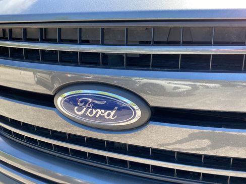 Used 2019 Ford F150 XLT w/ Equipment Group 302A Luxury AWD/4WD image 47