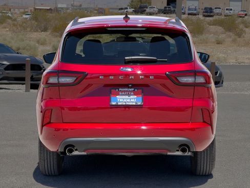 Used 2023 Ford Escape ST-Line w/ Tech Pack #1 FWD image 4