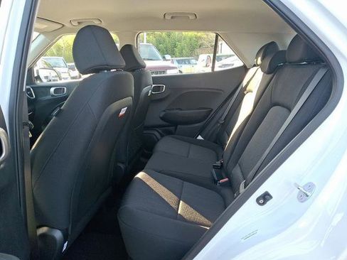 New 2026 Hyundai Venue SE image 5