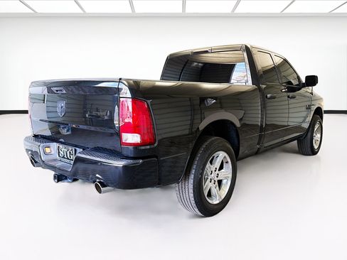 Used 2017 RAM 1500 Express image 4