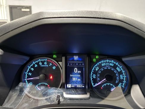 Certified 2021 Toyota Tacoma TRD Sport image 10