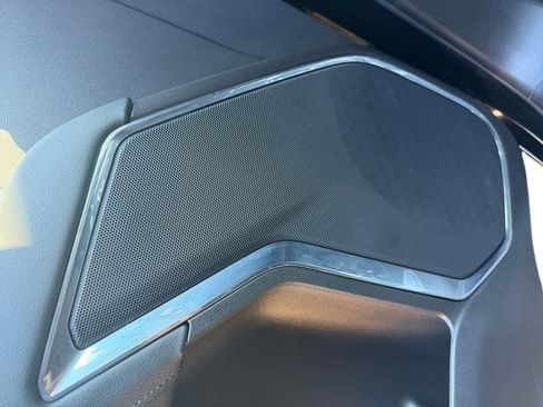 Used 2024 GMC Sierra 1500 Elevation image 27