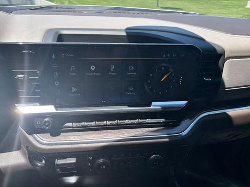 Certified 2023 Chevrolet Silverado 1500 LTZ w/ LTZ Convenience Package II AWD/4WD image 19