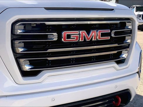 Used 2021 GMC Sierra 1500 AT4 w/ AT4 Value Package image 28