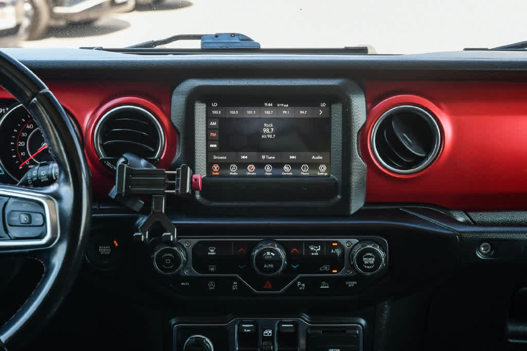 Used 2021 Jeep Wrangler Unlimited Rubicon w/ Safety Group AWD/4WD image 14
