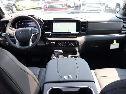 New 2026 Chevrolet Silverado 1500 RST w/ Redline Edition AWD/4WD image 28