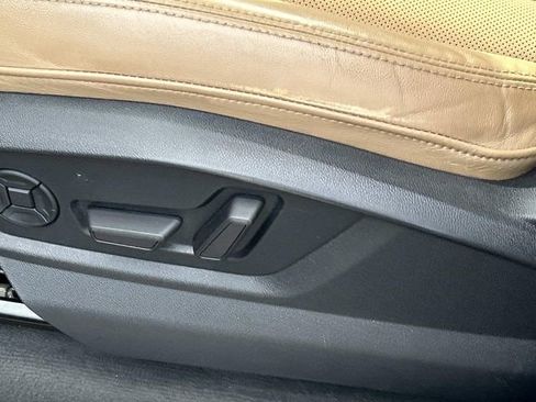 Used 2020 Audi Q8 Premium Plus w/ Premium Plus Package image 18