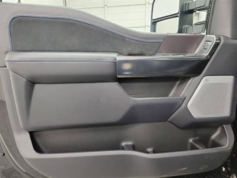 New 2026 Ford F250 Platinum image 18