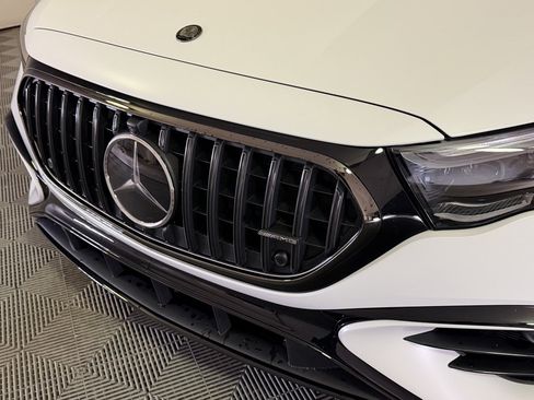 New 2026 Mercedes-Benz E 53 AMG e 4MATIC Sedan image 16