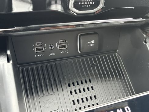 New 2026 Jeep Grand Cherokee L Limited AWD/4WD image 24