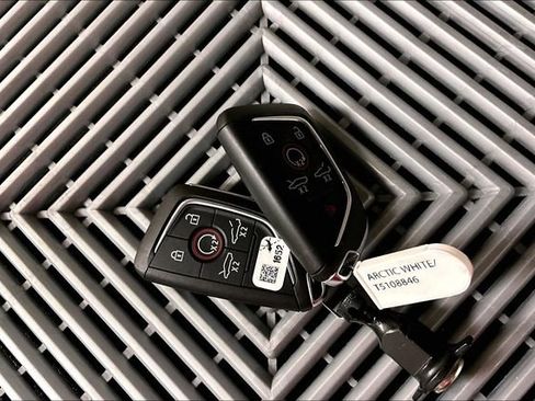 Used 2026 Chevrolet Corvette Stingray Coupe w/ Battery Protection Package RWD image 12