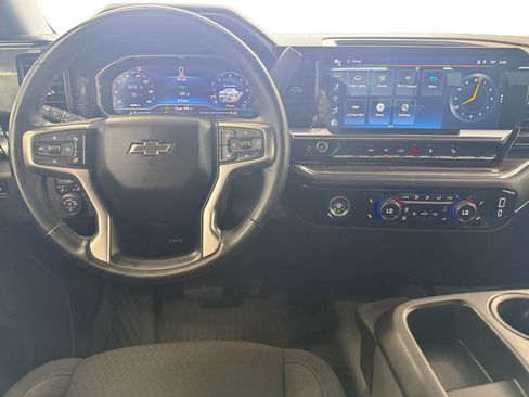 Used 2024 Chevrolet Silverado 1500 RST w/ Z71 Off-Road Package AWD/4WD image 13