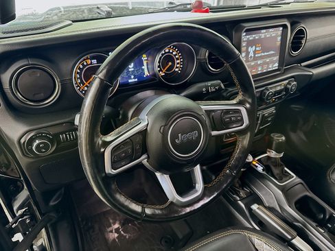 Used 2021 Jeep Gladiator Overland AWD/4WD image 23