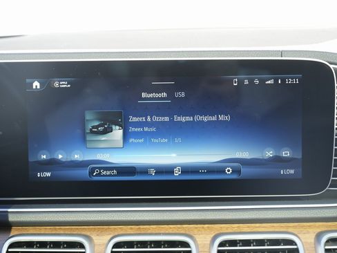 Used 2024 Mercedes-Benz GLS 580 4MATIC image 48