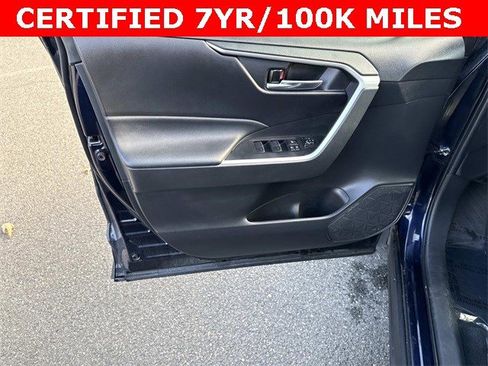 Used 2022 Toyota RAV4 XLE image 13