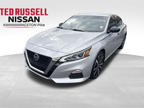 Used 2022 Nissan Altima 2.5 SR image 1