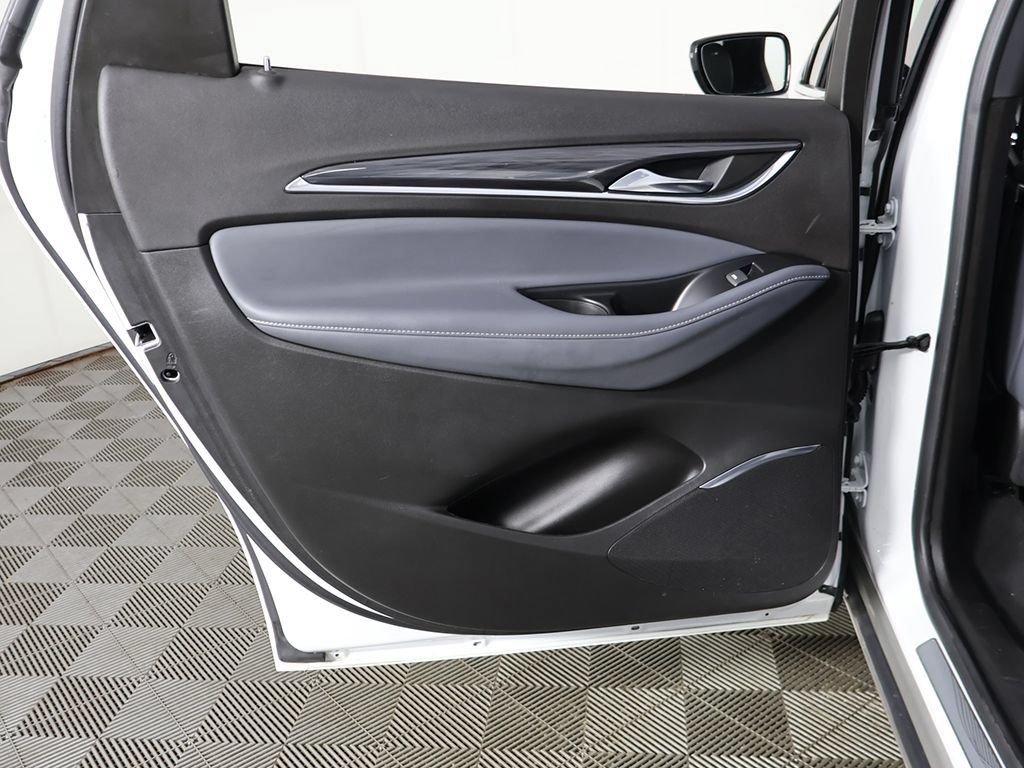 Used 2024 Buick Enclave Premium FWD image 28
