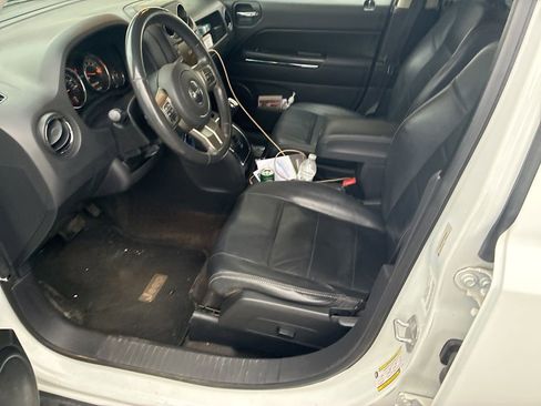 Used 2014 Jeep Patriot Limited w/ Sun/Sound Group image 6