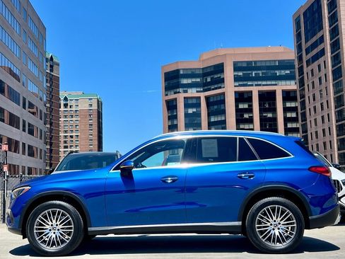 Certified 2026 Mercedes-Benz GLC 300 4MATIC image 9