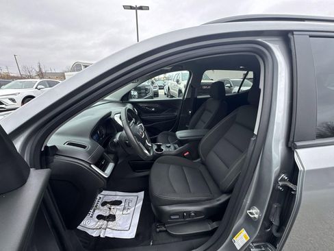 Used 2023 GMC Terrain SLE w/ Driver Convenience Package image 19