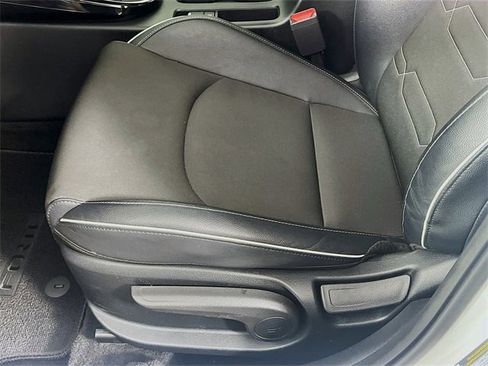 Used 2024 Kia Forte GT-Line w/ GT-Line Premium Package image 21