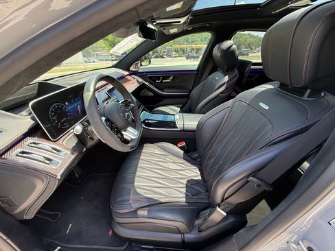 Used 2024 Mercedes-Benz S 63 AMG S image 36