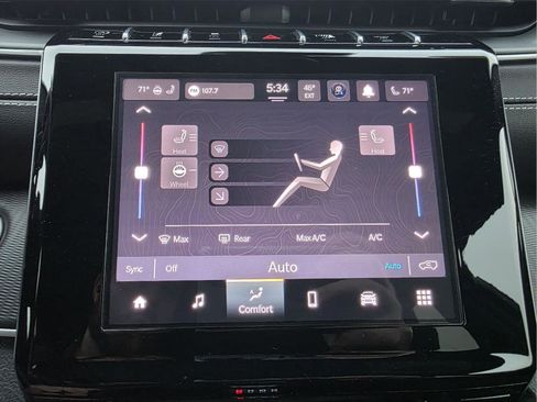 Used 2024 Jeep Grand Cherokee Altitude image 15