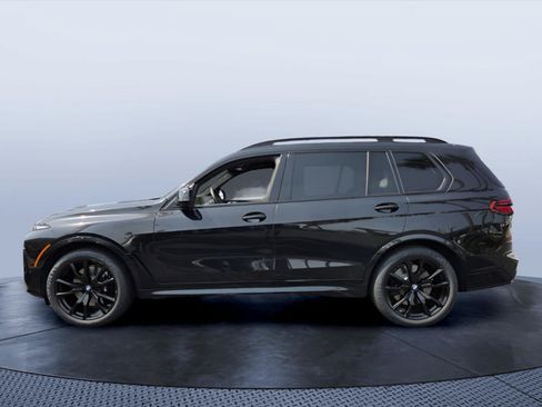 Used 2024 BMW X7 M60i w/ Executive Package AWD/4WD image 3