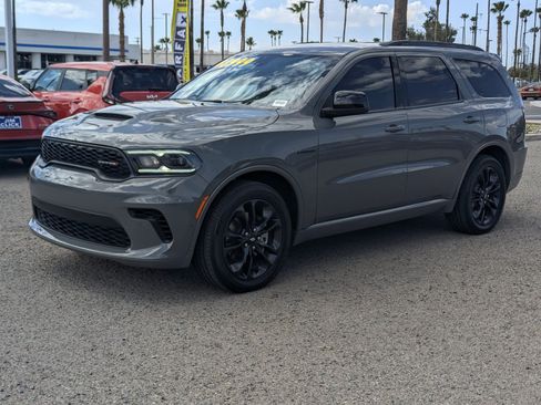 Used 2025 Dodge Durango R/T w/ Blacktop Package AWD/4WD image 5