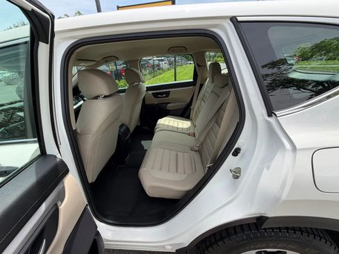 Used 2017 Honda CR-V LX image 19