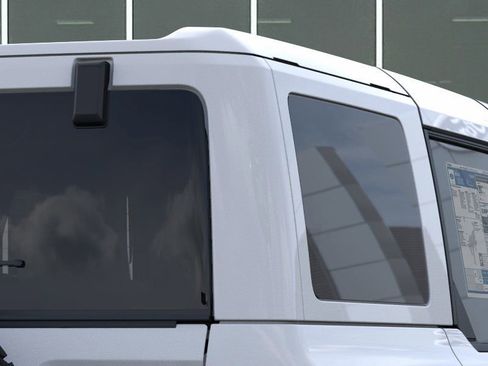 New 2025 Ford Bronco Outer Banks image 25