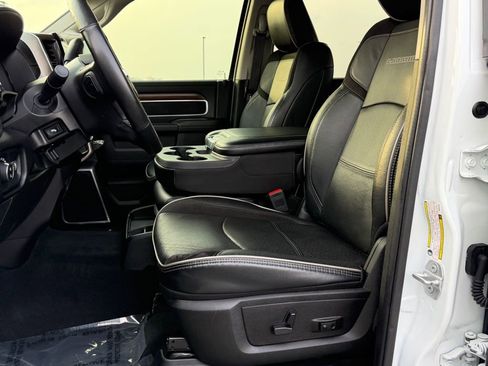 Used 2024 RAM 2500 Laramie image 13