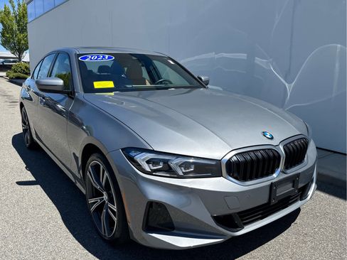 Certified 2023 BMW 330i xDrive Sedan w/ Driving Assistance Package AWD/4WD image 5