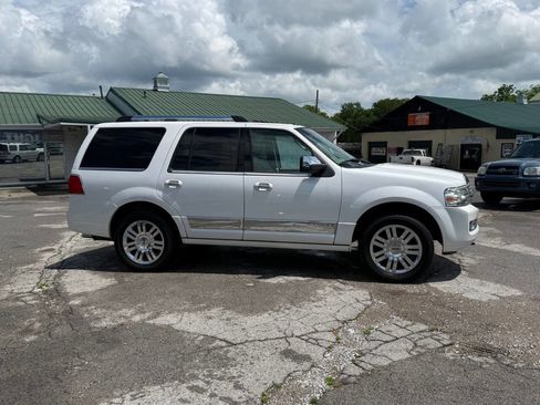 Used 2013 Lincoln Navigator 2WD w/ HD Trailer Tow Pkg image 7