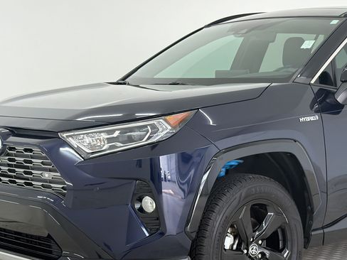 Used 2021 Toyota RAV4 XSE AWD/4WD image 19