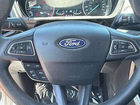 Used 2021 Ford EcoSport SE FWD image 11