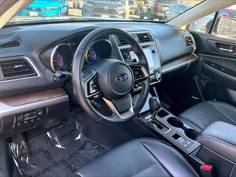 Used 2018 Subaru Outback 2.5i Limited image 12