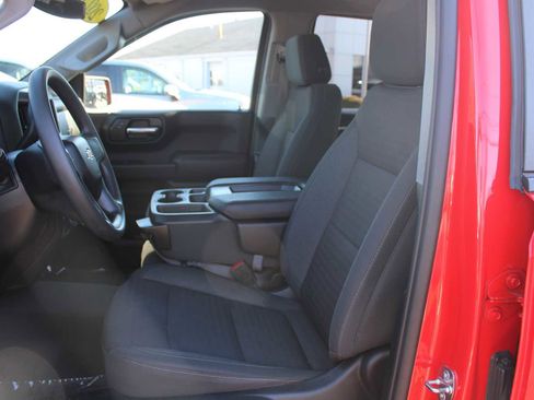 Used 2023 Chevrolet Silverado 1500 Custom image 9