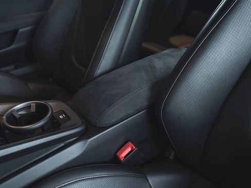 Used 2024 Porsche 911 Carrera GTS image 28