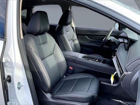 New 2026 Nissan Murano SV AWD/4WD image 11