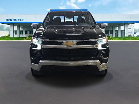 New 2026 Chevrolet Silverado 1500 LT image 3