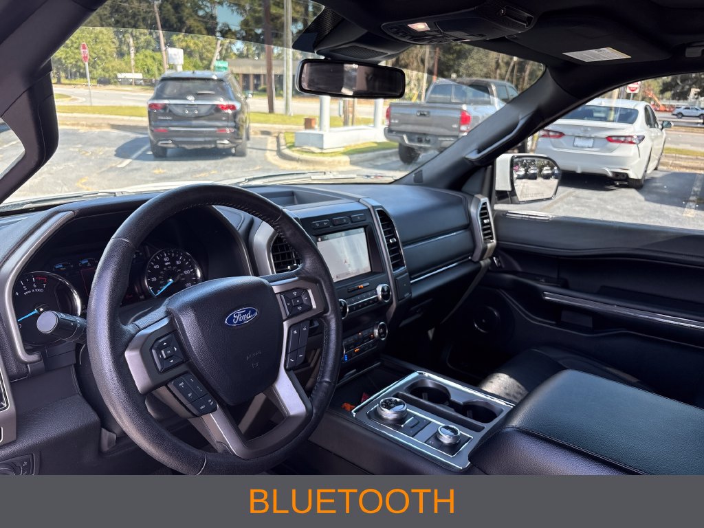 Used 2019 Ford Expedition XLT w/ Equipment Group 202A AWD/4WD image 5