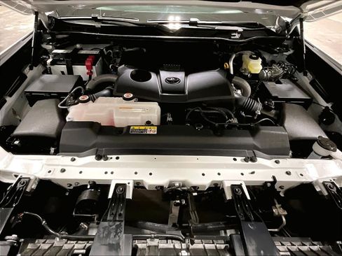 Used 2024 Toyota Tundra Limited image 28