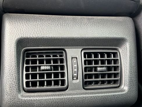 Used 2025 Toyota Camry LE FWD image 23