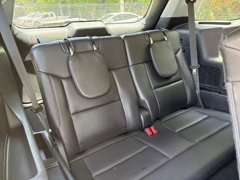 Used 2023 Ford Explorer XLT w/ Equipment Group 202A RWD image 29