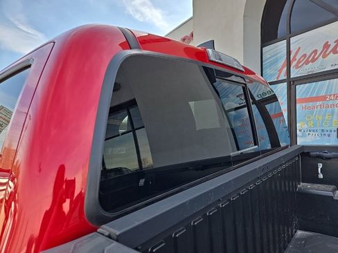 Used 2022 Toyota Tacoma TRD Sport AWD/4WD image 20