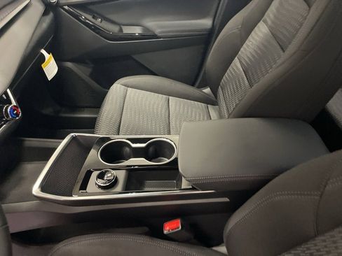 New 2026 Chevrolet Equinox LT w/ Safety and Technology Package image 17