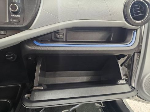 Used 2012 Toyota Prius C One image 21