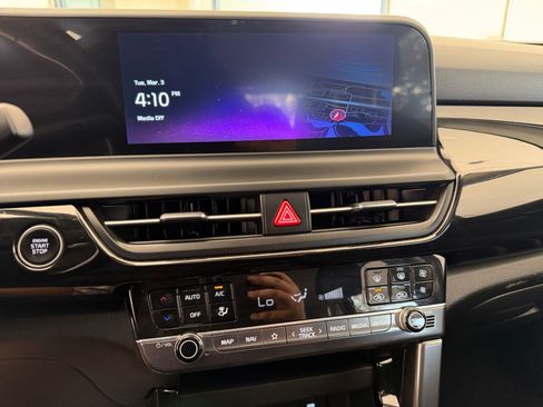 Used 2025 Kia Seltos S image 17